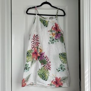 Beautiful tropical floral dress size S!